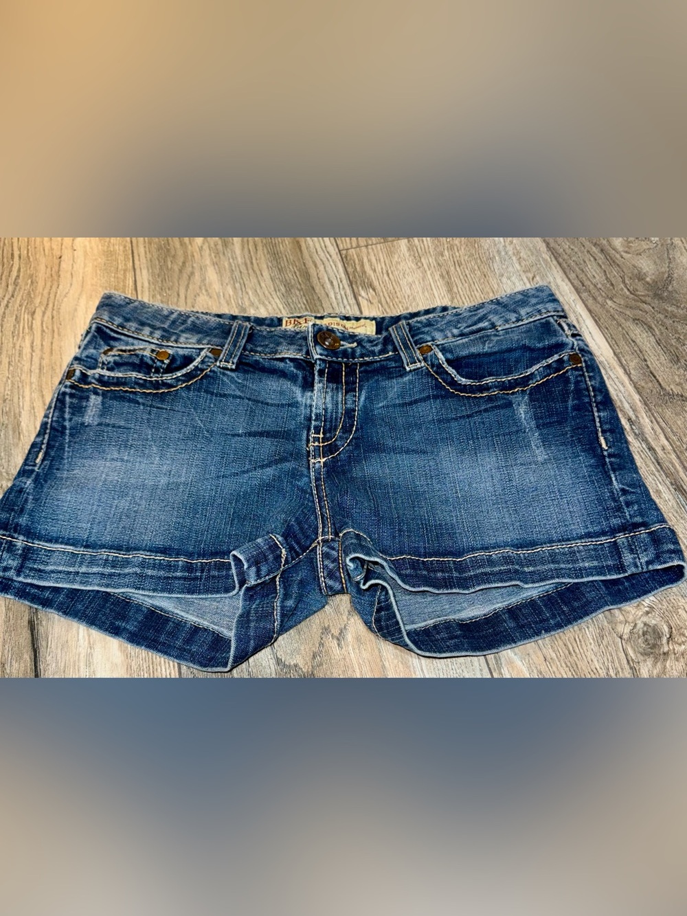 BKE Madison Denim Jean Distressed Shorts Sz 29